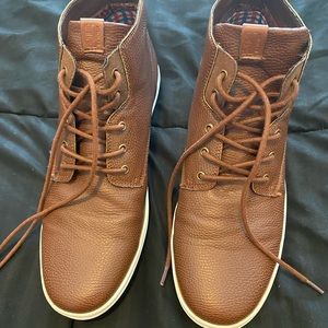 Men’s Leather Chukka Boot, Size 11, Brown